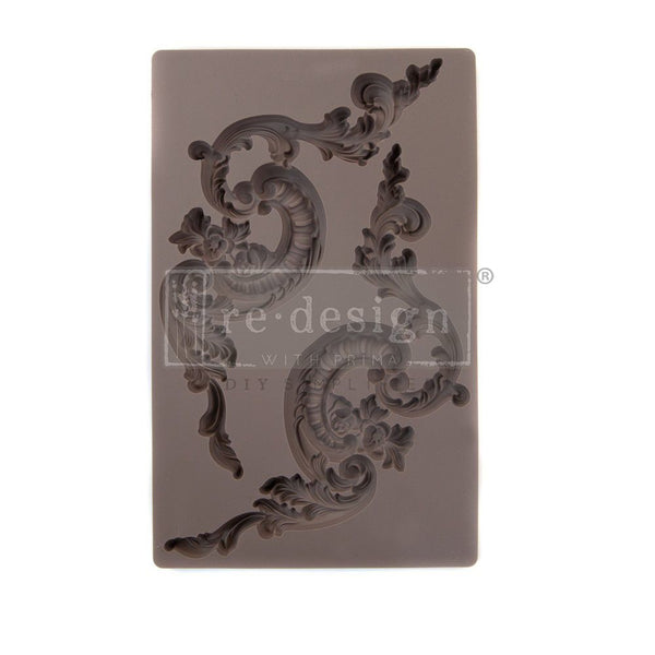 Gjutform Italian villa scrolls